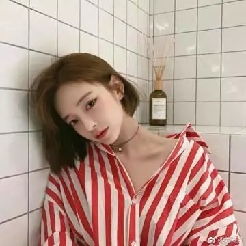 芳邻疑案